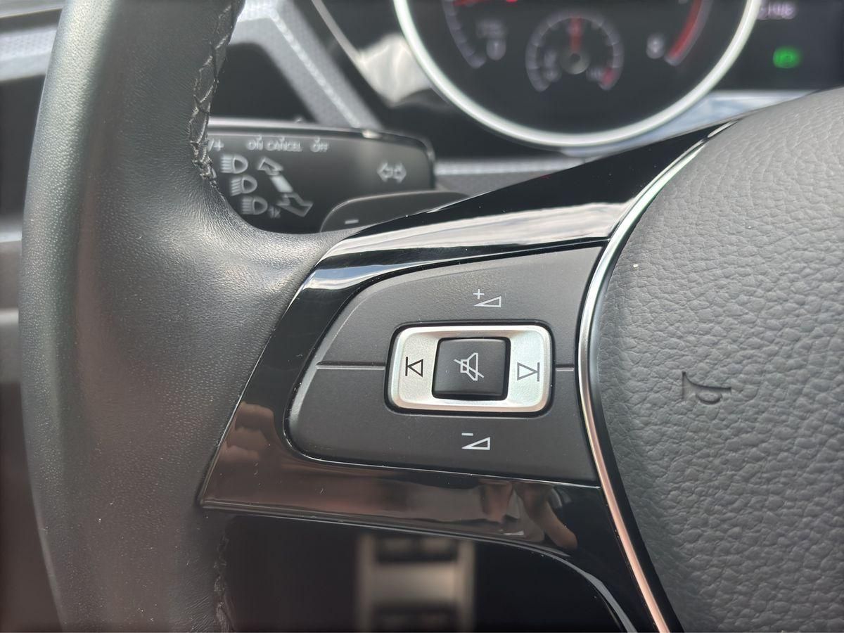 Touran Active 1.5 16V TSI DSG AHK LED NAVI