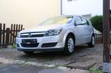 Opel Astra / 1 Hand / 14 Monate TÜV!  - Opel Astra aus 2004: Kombi