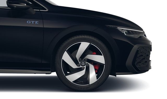 Volkswagen Golf VIII GTE eHybrid BlackStyle Voll! AHK Pano