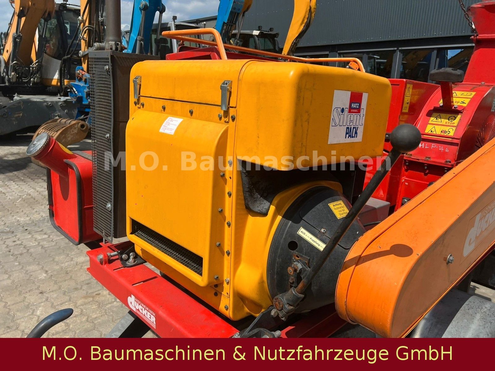 Fahrzeugabbildung Andere Dücker HM 200 / Holzhacker / 20 cm  / 8m³ /