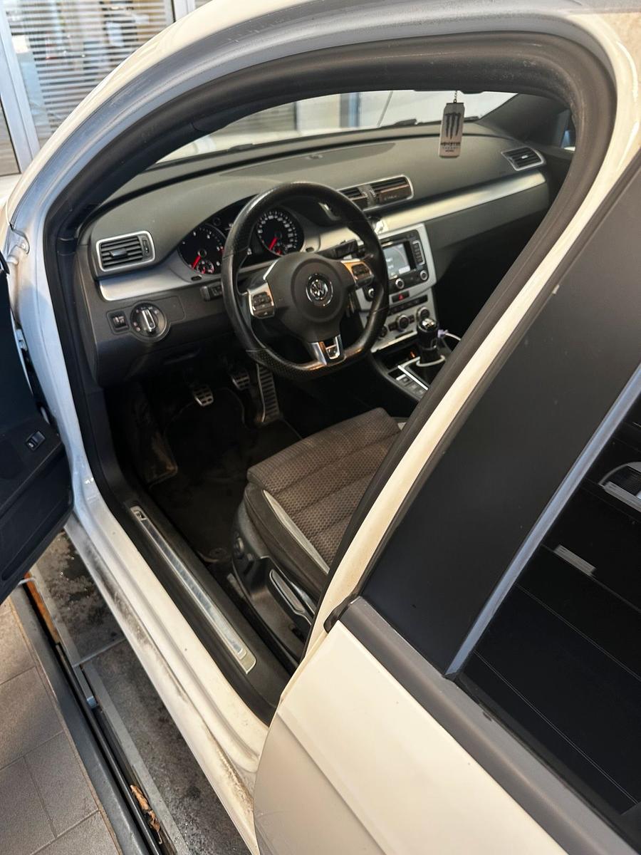 Volkswagen Passat 2013 — photo 6