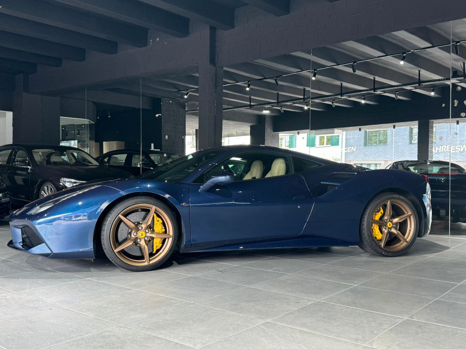 Fahrzeugabbildung Ferrari 488 GTB //Ferrari Approved//1.Hand//Lift