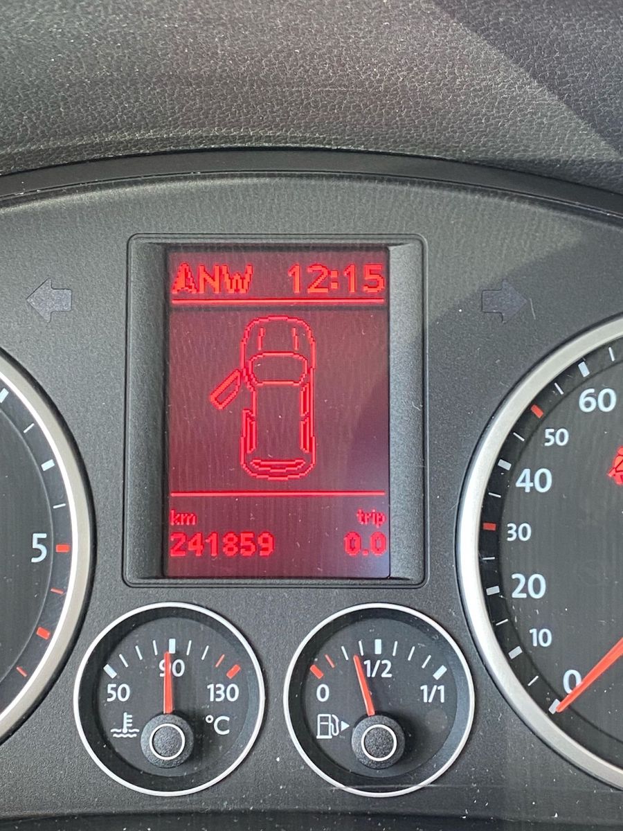 Fahrzeugabbildung Volkswagen Tiguan Sport & Style 4Motion Leder/Navi/Euro 5