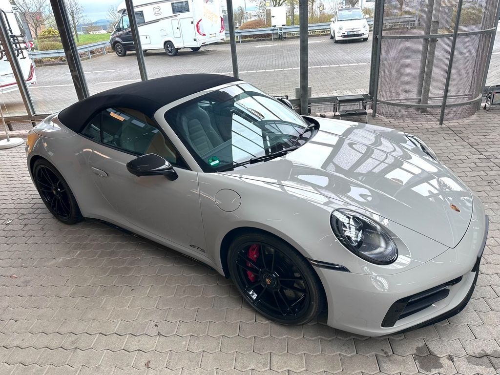 Porsche 911 Carrera GTS Cabriolet