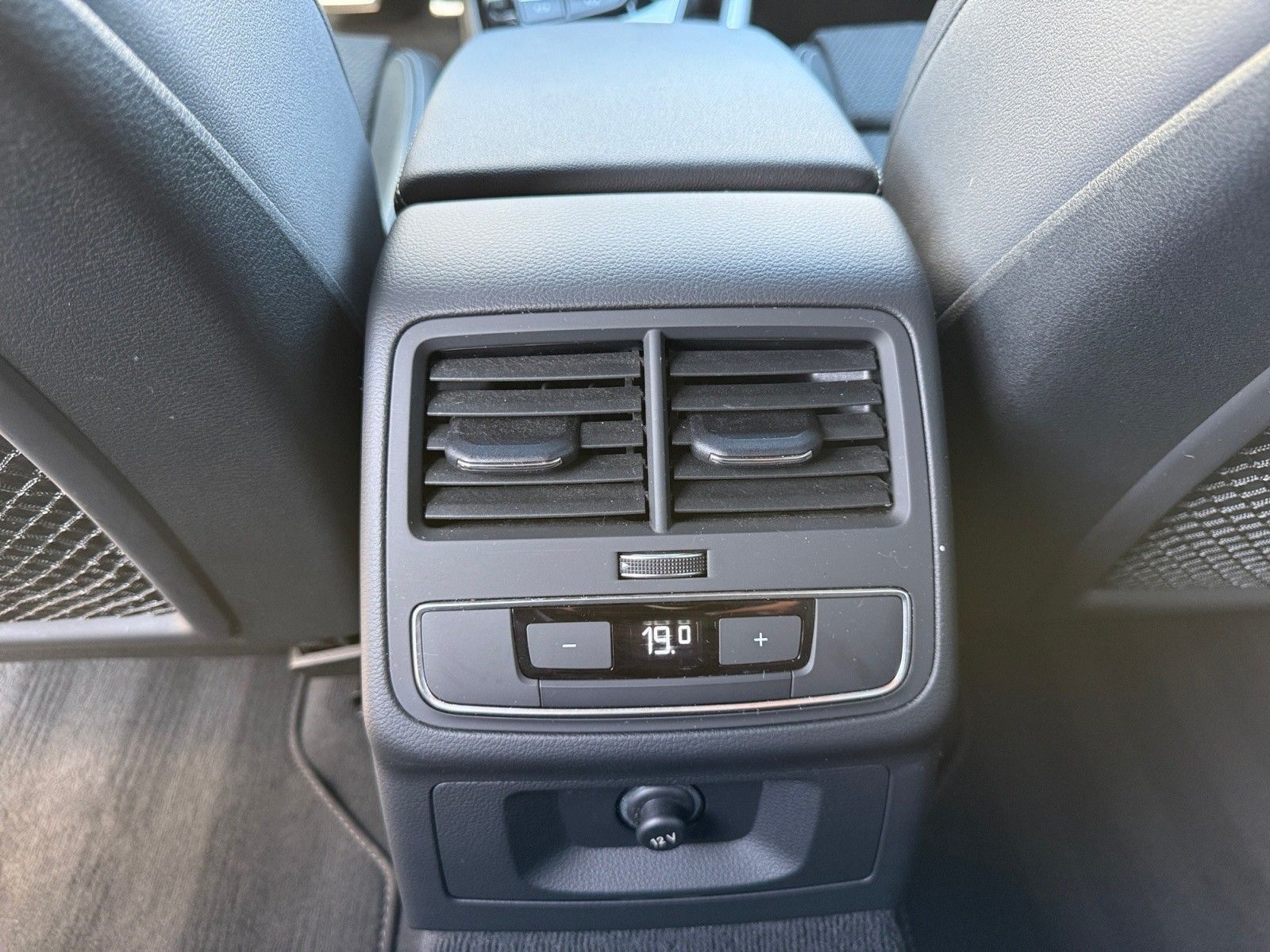 Audi S4 - Bild 15