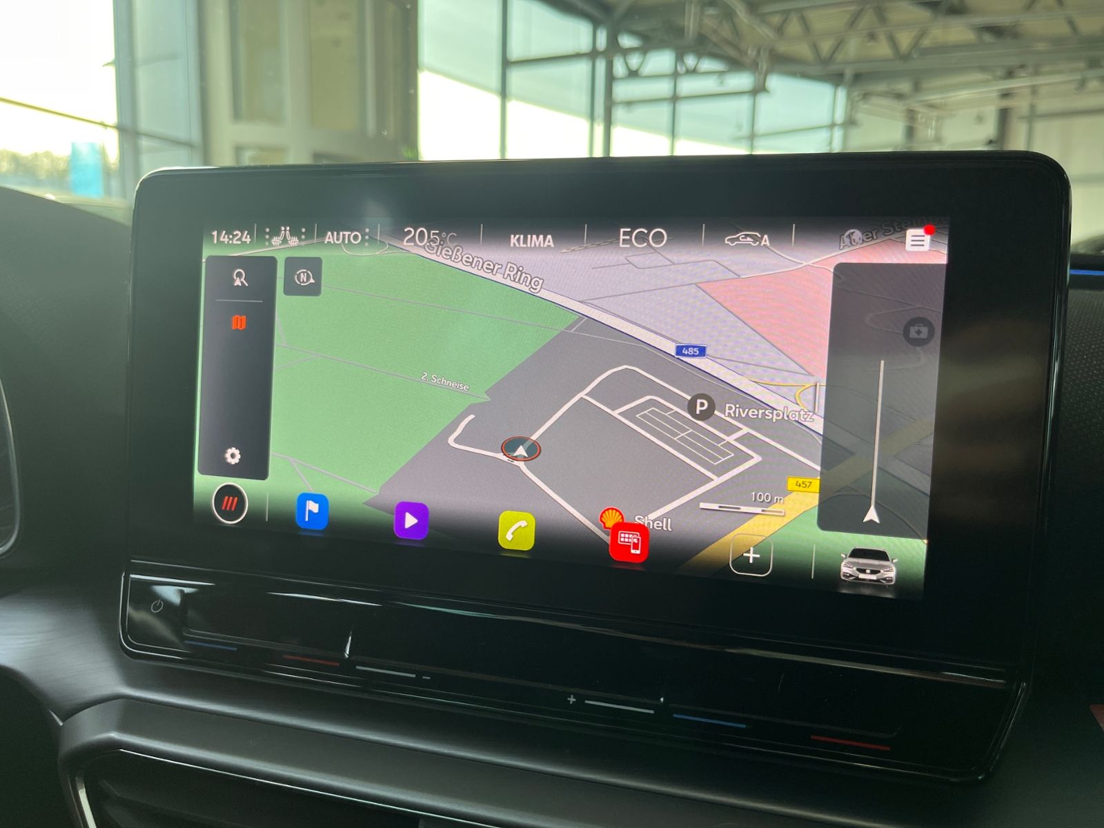 Fahrzeugabbildung SEAT Leon Sportstourer FR e-Hybrid LED NAVI ALU