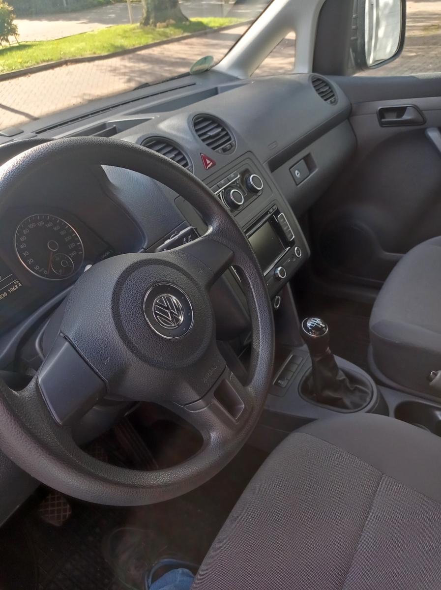 Volkswagen Caddy 1,6TDI 75kW Startline BlueMotion Start...