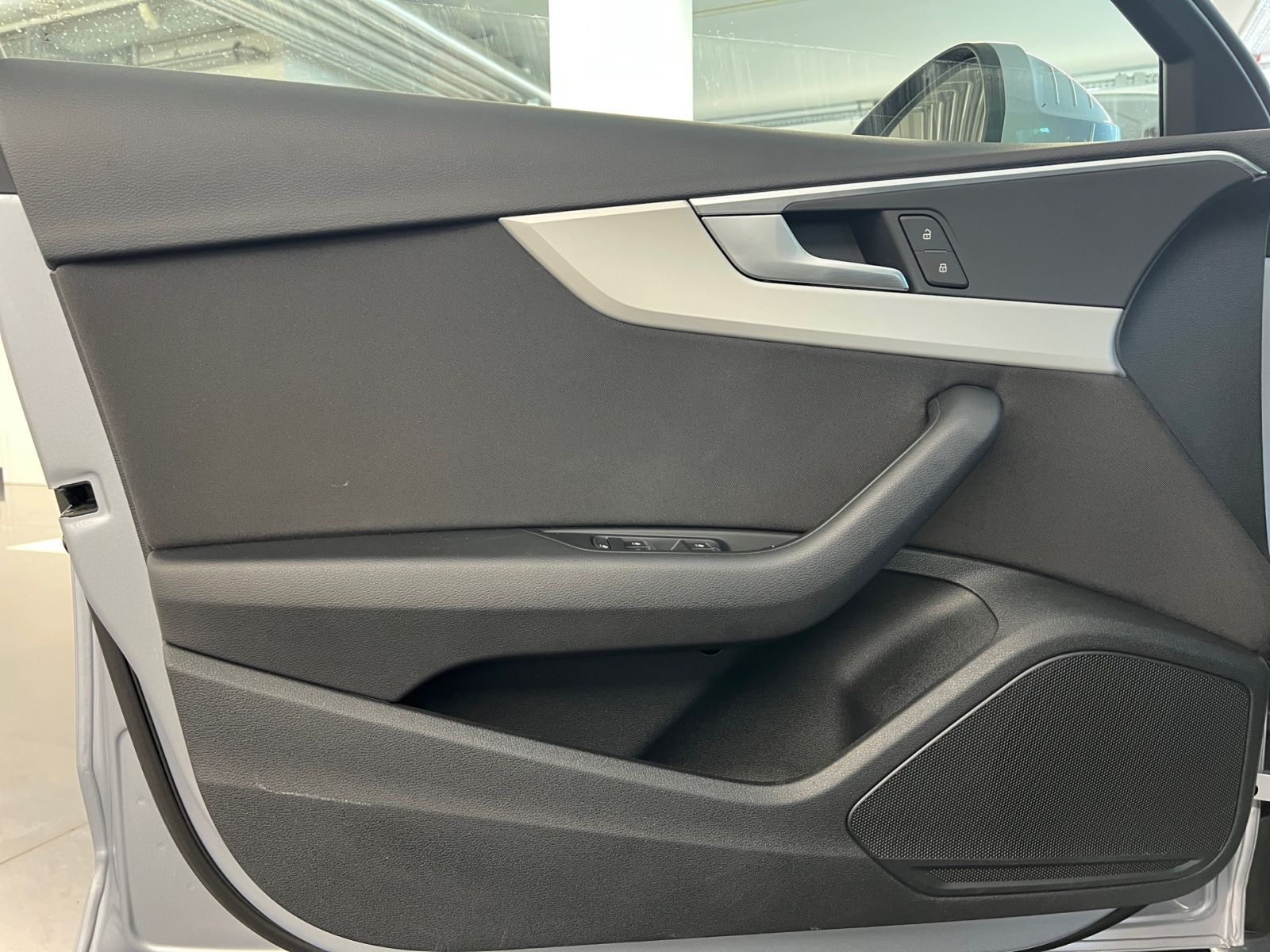 Audi A4 - Bild 7