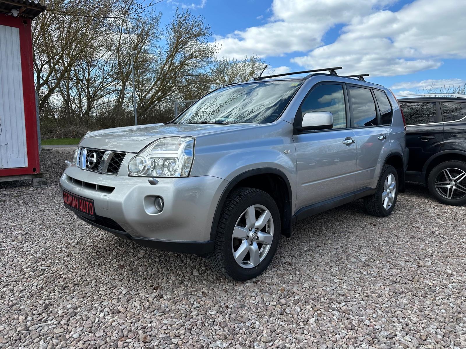 NISSAN X-TRAIL LE 4X4 2.0 DCi 173CH BVM - TOIT OUVRANT PANORAMIQUE - VOLANT EN CUIR - CT à jour