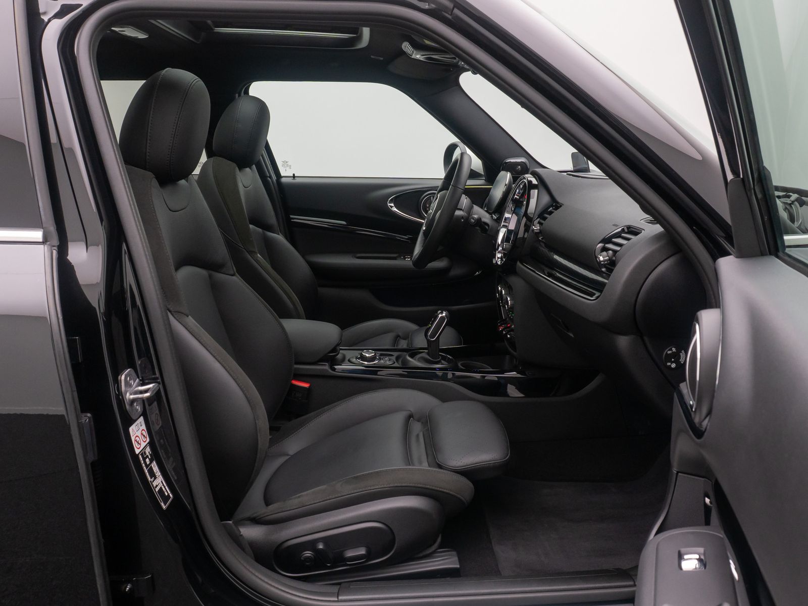 Fahrzeugabbildung MINI Cooper Clubman HUD Kamera DAB H/K Panorama Voll