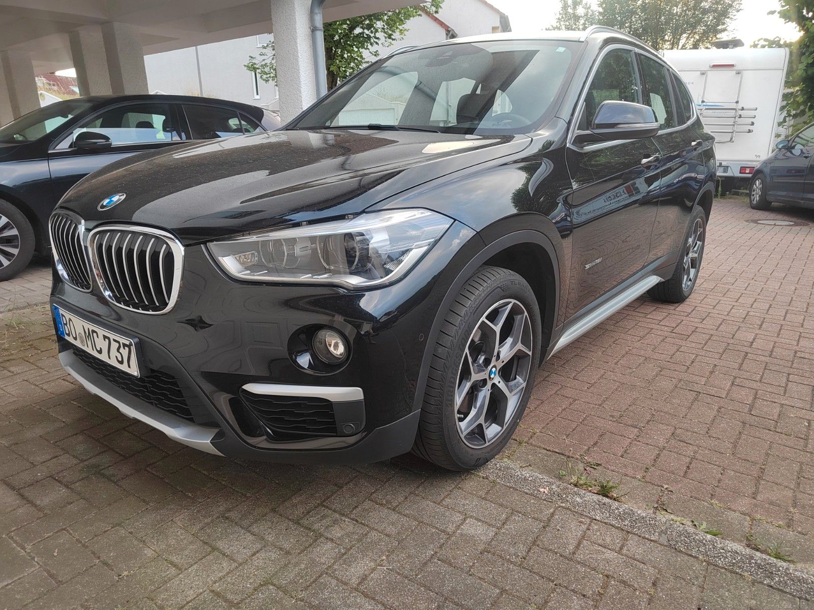 BMW X1 sDrive18i Scheckheft 1. Hand Busin. Paket