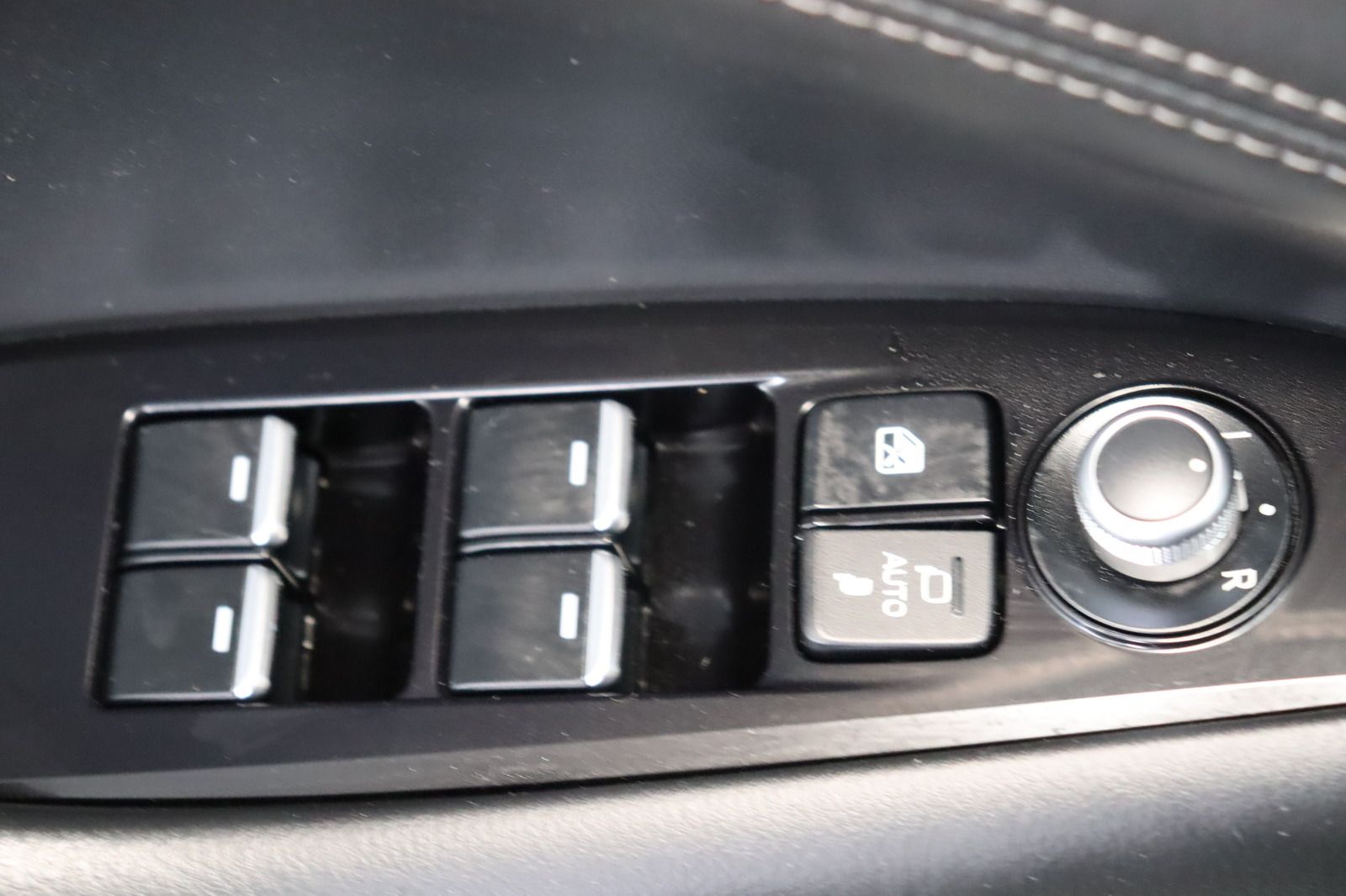 Fahrzeugabbildung Mazda 6 Kombi 1. Hand * Mwst. ausw. * HUD * Sitzhzg.