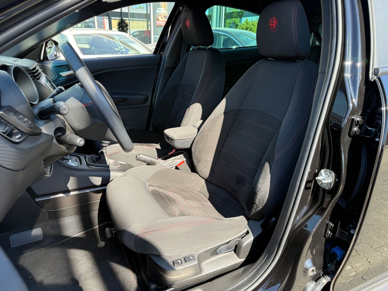 Fahrzeugabbildung Alfa Romeo Giulietta Sprint SHZ XENON PDC NAVI
