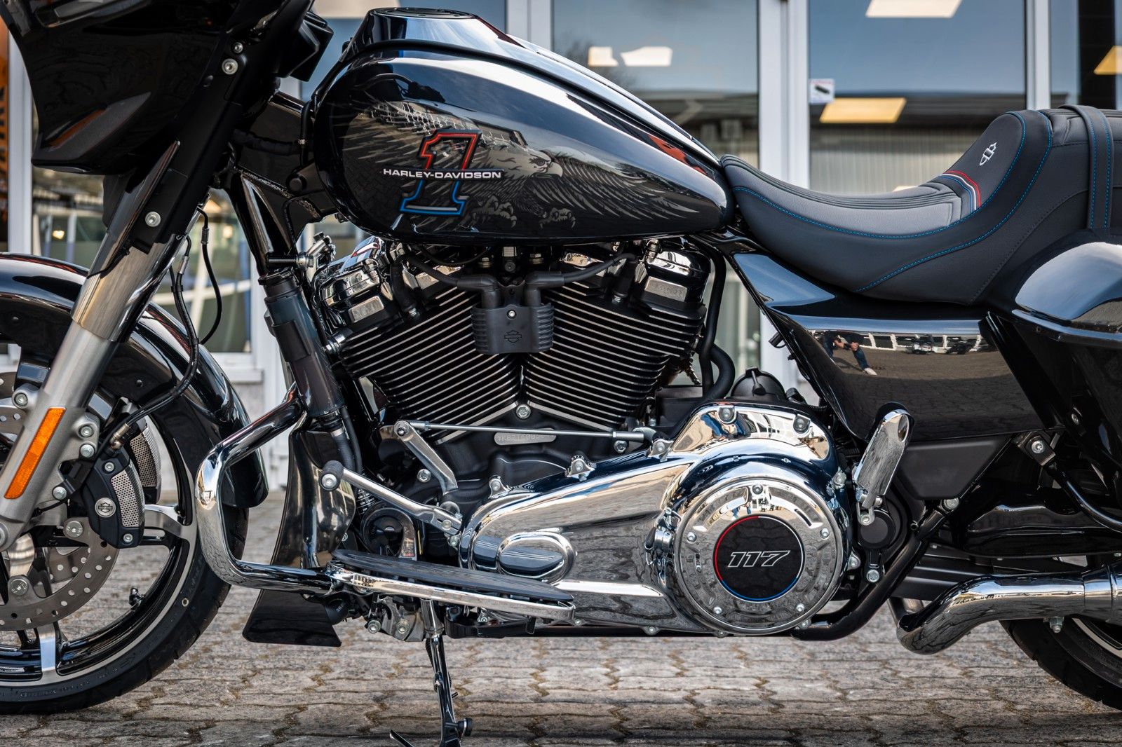 Fahrzeugabbildung Harley-Davidson Street Glide FLHX MY26 117 CUI