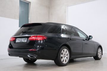 Mercedes E 220 - 10