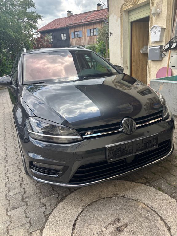 Image of Volkswagen Golf