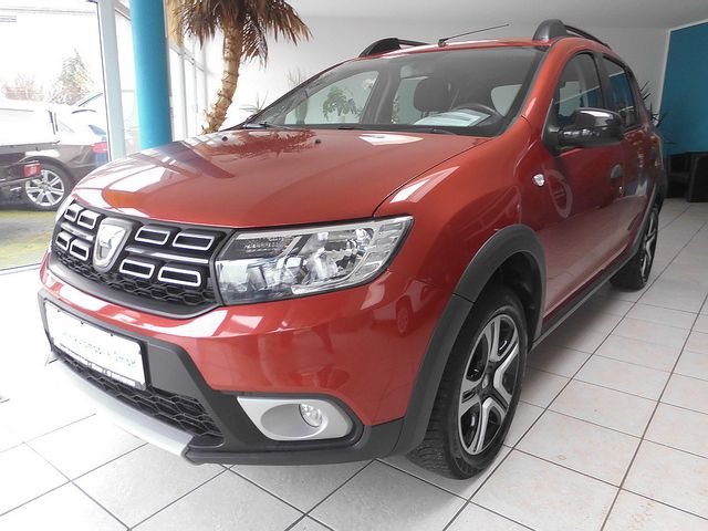 Dacia Sandero II Stepway Celebration 1.Hand Orig 25tkm