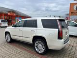 Cadillac Escalade 6.2 V8 Platinum neue TUV kein SRT Tahoe - Cadillac Escalade