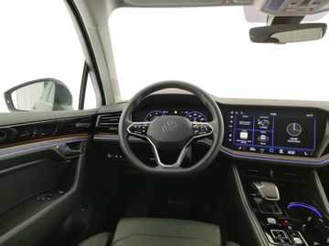 Volkswagen Touareg - 10