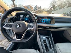 VW Golf VIII Autom-Life-LED Scheinw-Massagesitz