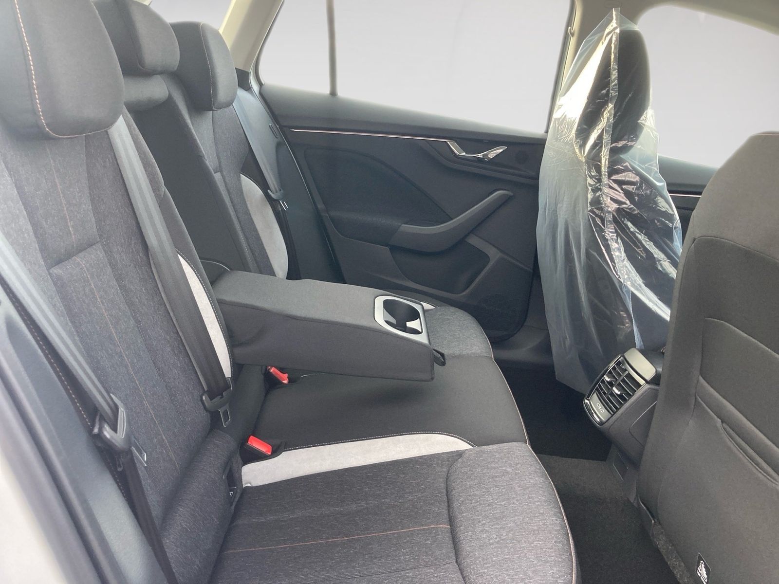 Skoda Kamiq - Bild 10