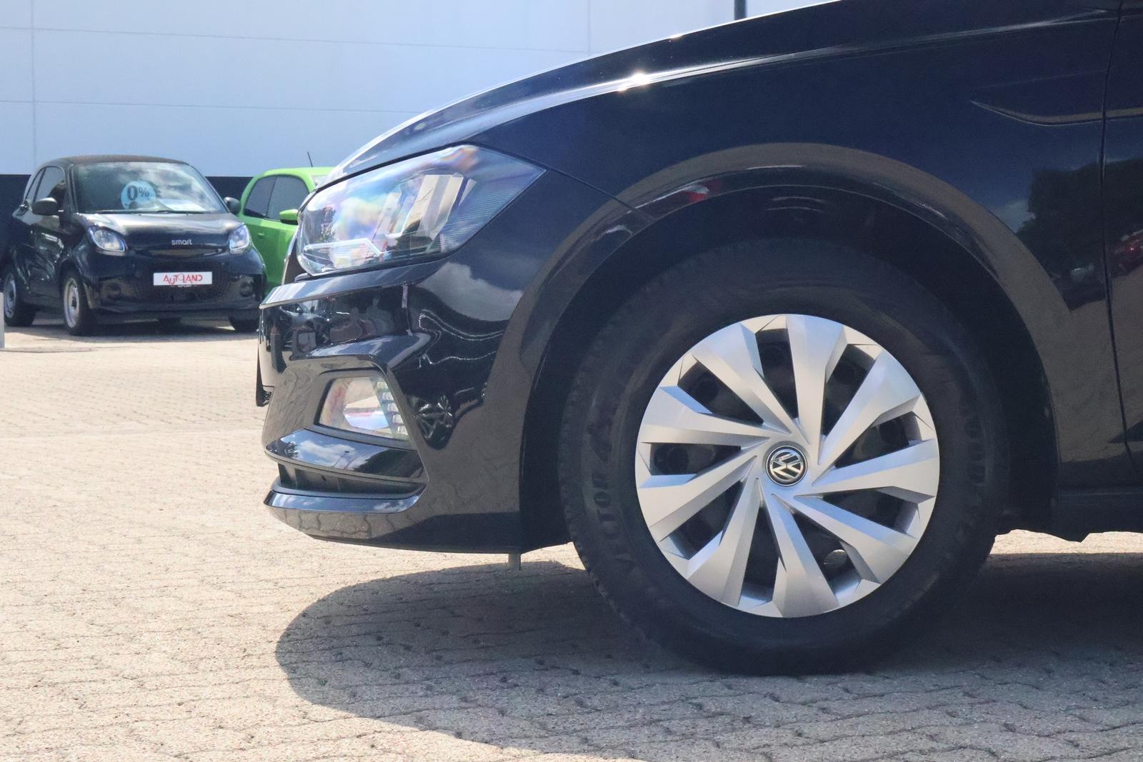 Volkswagen Polo 1.0 Comfortline Navi ACC Klimaaut.