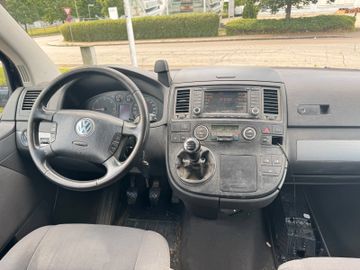 Volkswagen T5 Multivan - 10