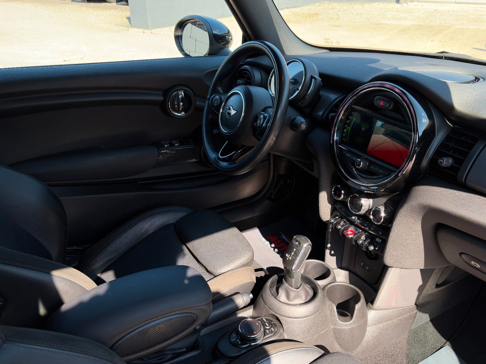 Fahrzeugabbildung MINI Cooper Cabrio SHZ PDC 2Z Klima Navi CarPlay LED