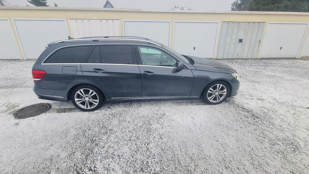 Mercedes-Benz E 350