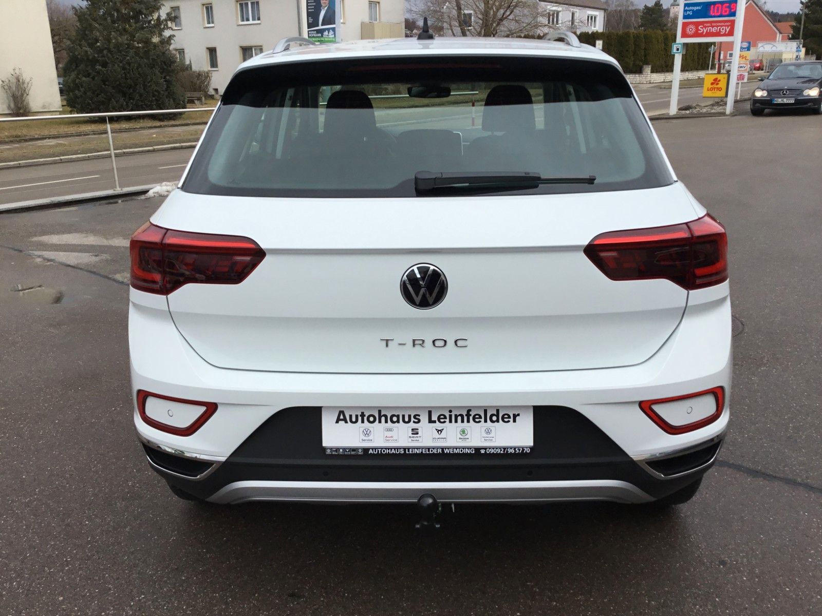 Fahrzeugabbildung Volkswagen T-Roc 2.0 TDI DSG Style+LED+AHK+ACC+Kamera