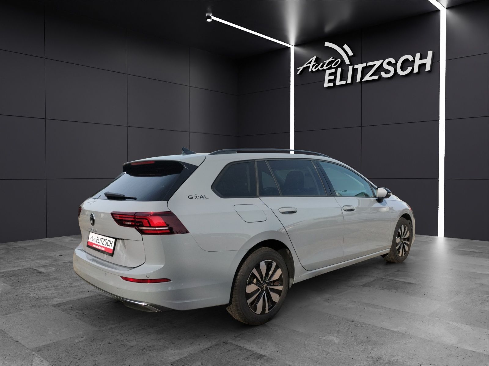 Fahrzeugabbildung Volkswagen Golf VIII Variant TSI Goal LED AID ACC PDC SH