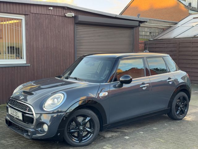 MINI Cooper SD John Cooper Works Aut. NAV RKAM XENON