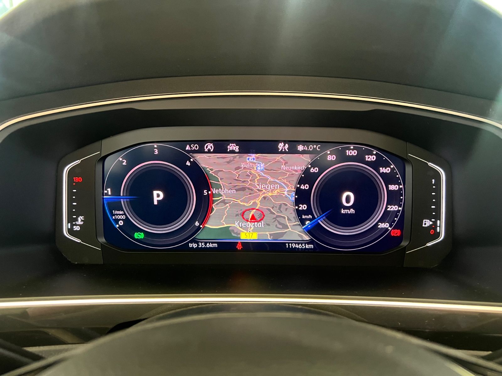 Fahrzeugabbildung Volkswagen Tiguan Highline DSG 4Motion R LINE VIRTUAL*PANO*