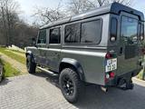 Land Rover Defender 110 TD4 Station Wagon SE SE - Land Rover Defender mit Diesel-Antrieb: Station Wagon Se