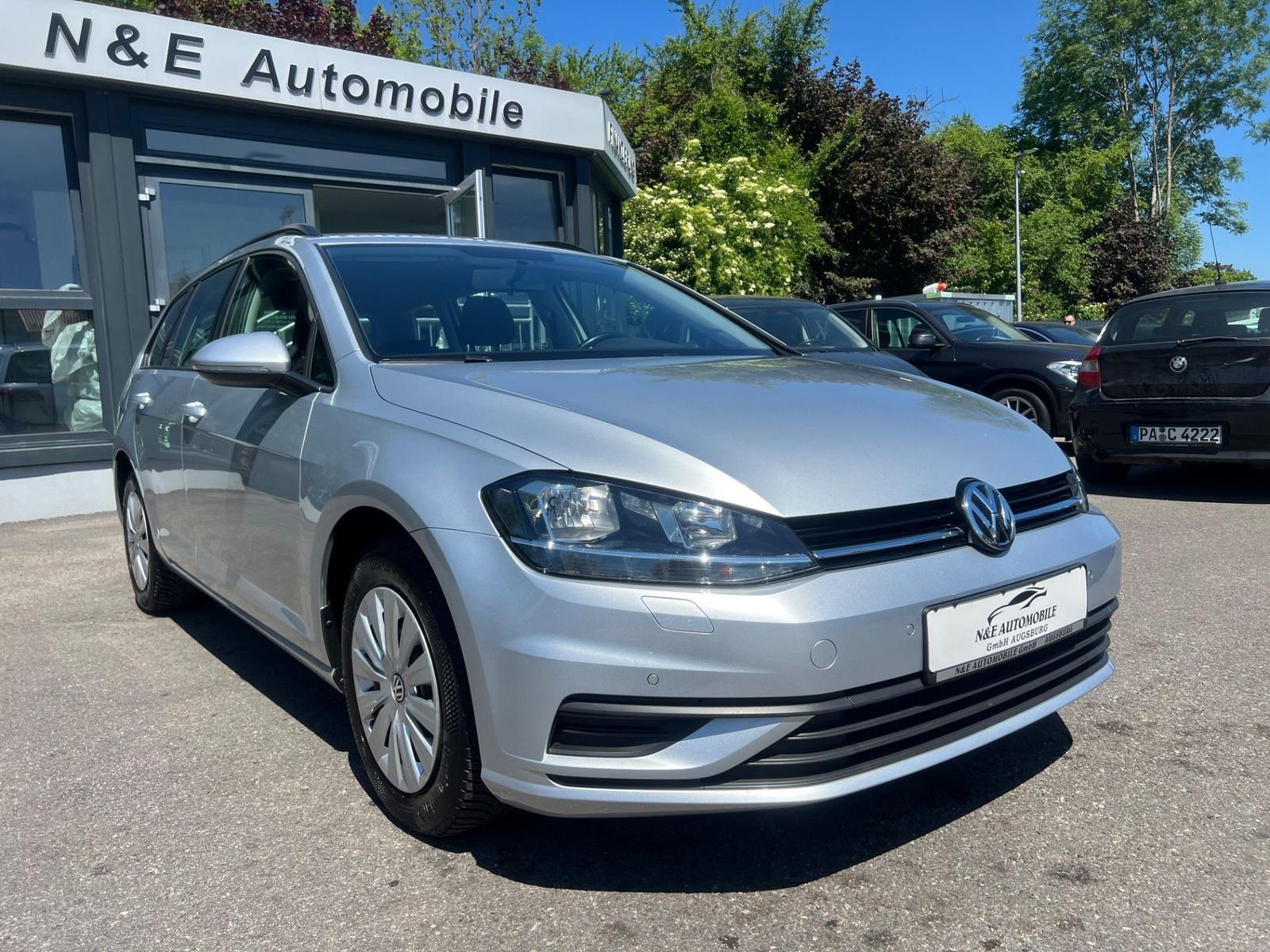Volkswagen Golf VII 1.6 TDI Trendline *Tempomat*PDC*