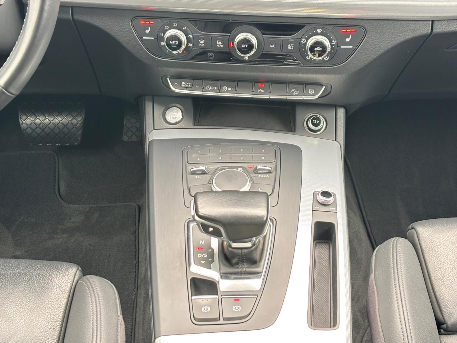 Audi Q5 2,0 TFSI S-Tronic sport quattro Navi
