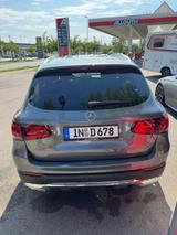 Mercedes-Benz 220 GLC 220 d 4MATIC Autom. - - graue Mercedes-Benz 220