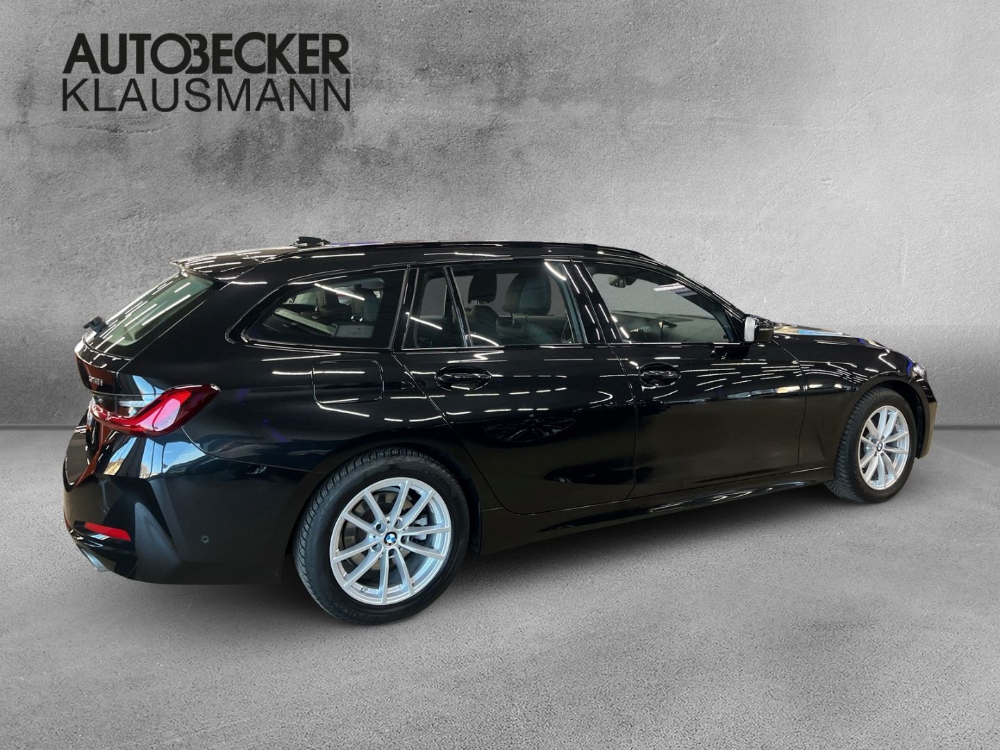 BMW 318 i TOURING AUTOMATIK LC PROF LED PDC KAMERA foto 4
