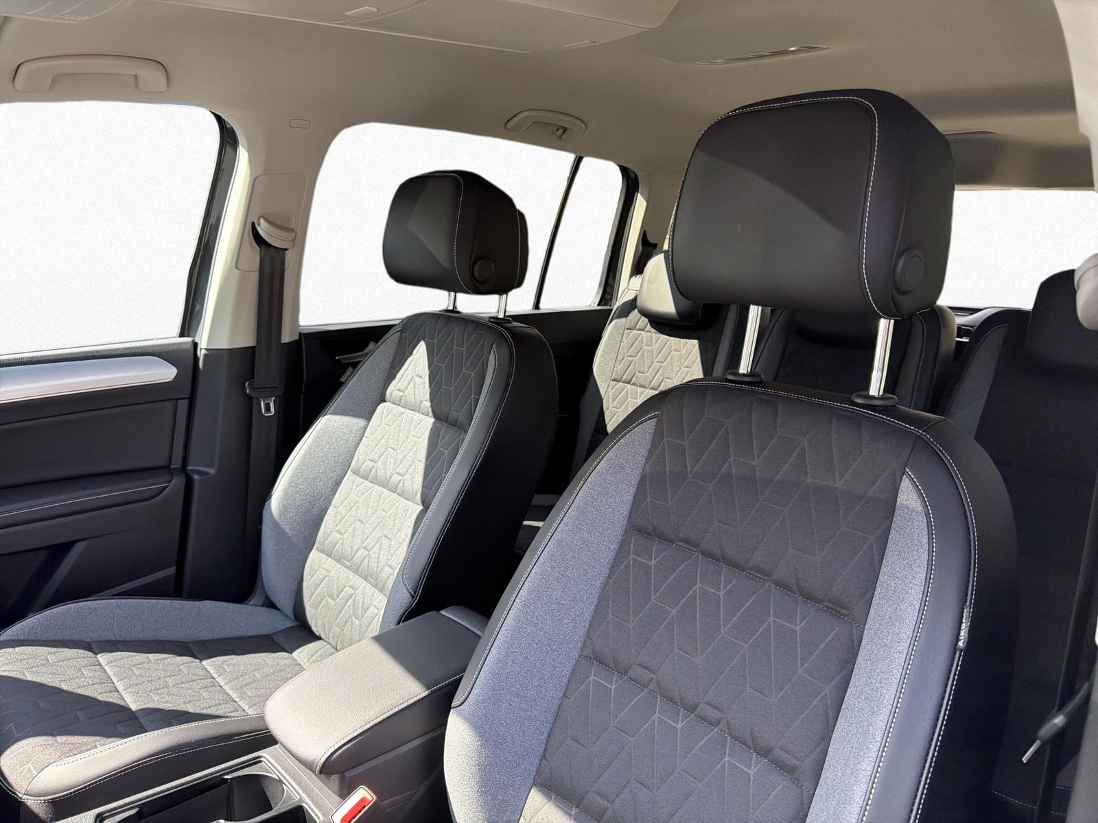 Volkswagen Touran Comfortline 1.5 TSI 7-DSG 7-SITZER KAMERA, миниатюра 8