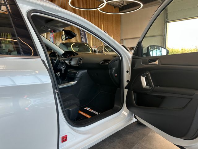 Peugeot 308 SW Allure *TEMPO*NAVI*PDC*KLIMAAUTO*