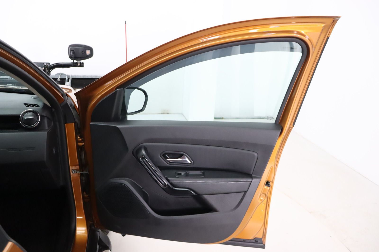 Fahrzeugabbildung Dacia Duster Prestige WINTERDIENST 4x4 * RFK * AHK