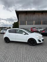 Opel Corsa D 1.4 Color Edition - Opel Corsa: Weiß, Color Edition