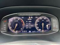 CUPRA Ateca 1.5 TSI DSG NAV KAM PANO AHK 19