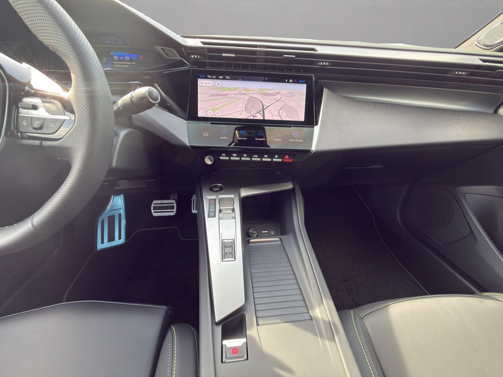 Peugeot 408 - Bild 14