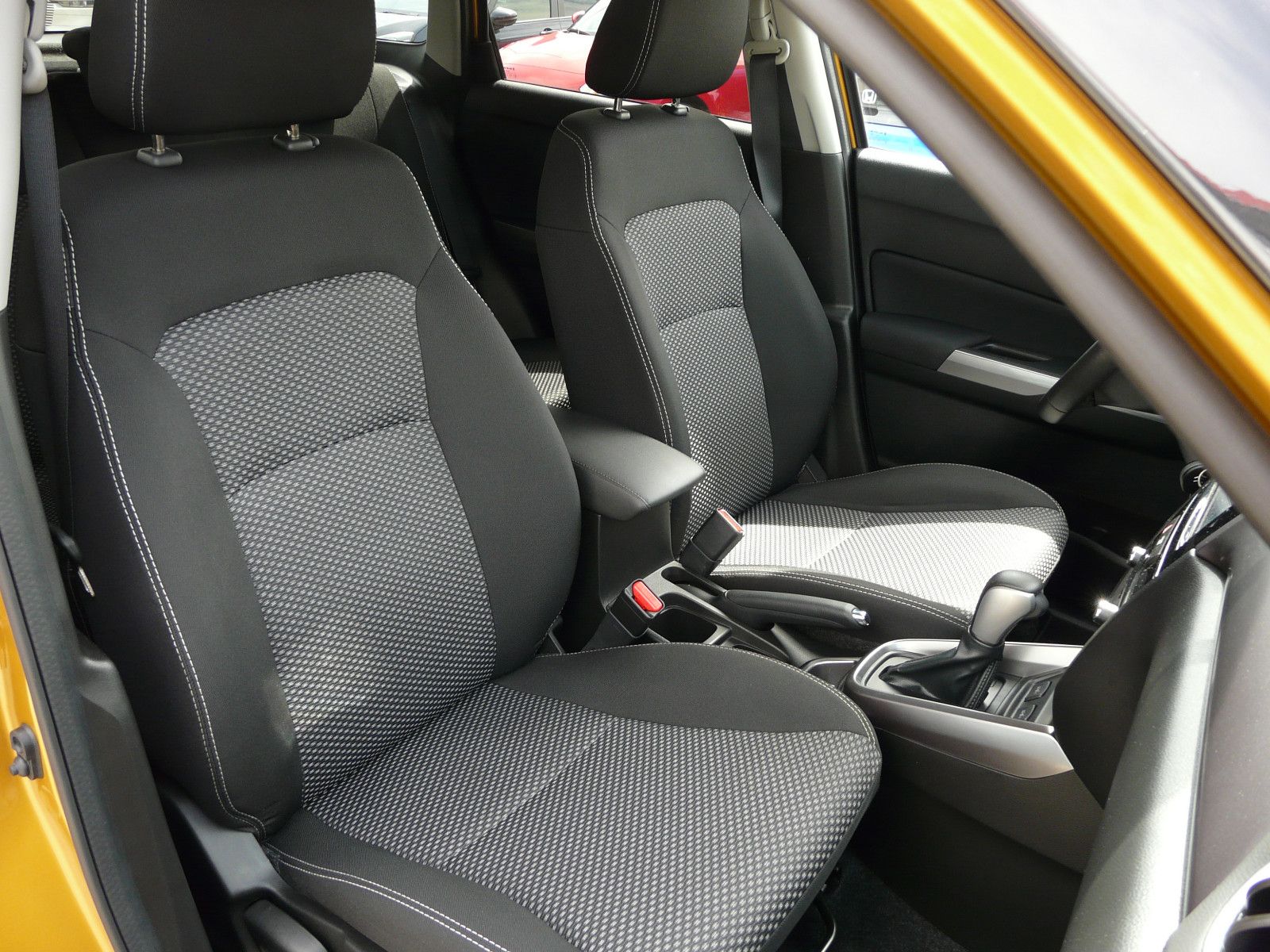 Fahrzeugabbildung Suzuki Vitara 1.0 Comfort Automatik