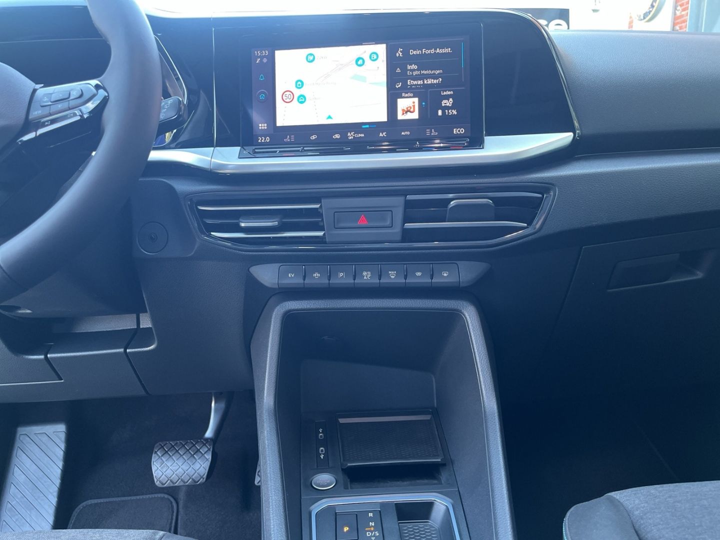 Fahrzeugabbildung Ford Tourneo Connect PHEV Active L1 mit vielen Extras