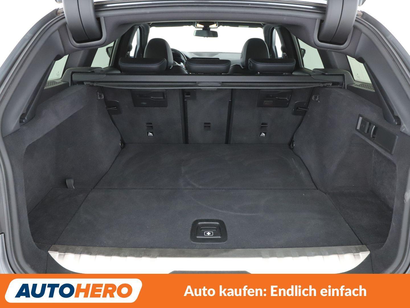 BMW 330e M Sport Aut. *LED*CAM*SHZ*ACC*NAVI*VC*