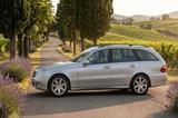 Mercedes-Benz E 280 T-Modell Erst 99.000 k... - Mercedes-Benz E 280 mit Benzin-Antrieb: Kombi