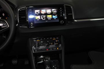Skoda Karoq 1.0 TSI Tour *4XSHZ*LED*SHZ*PDC* ALU
