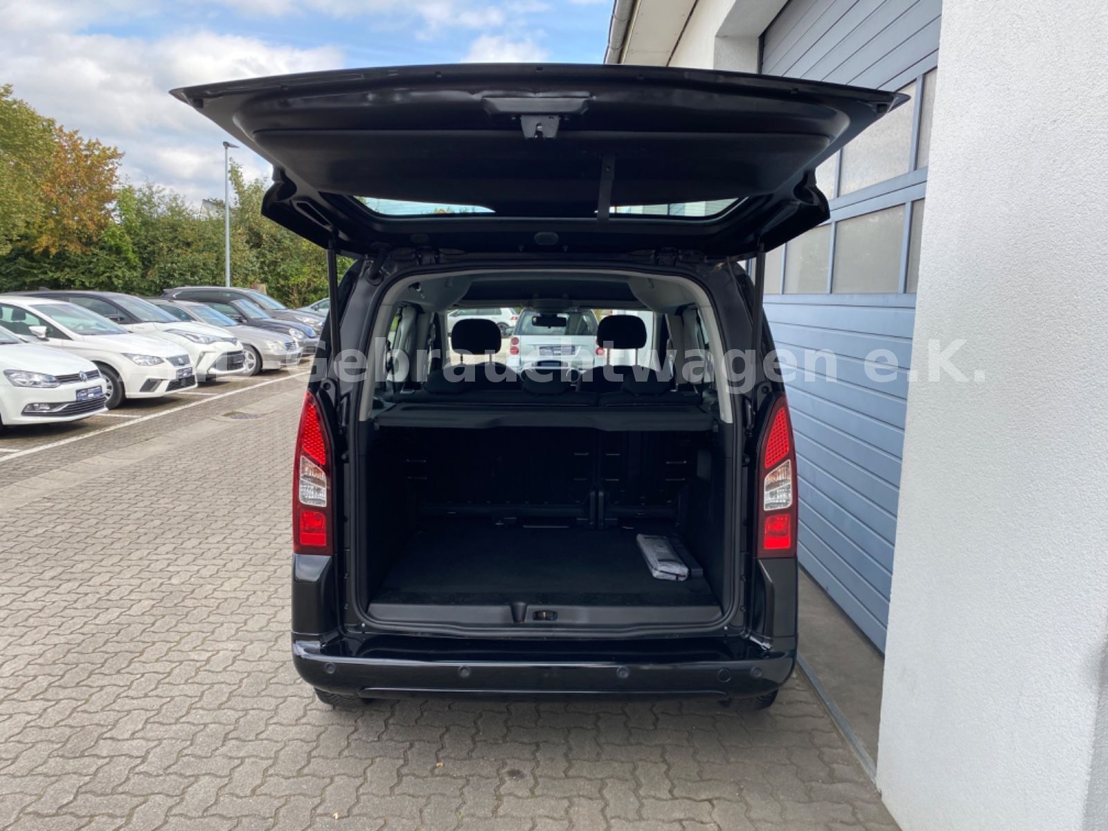 Fahrzeugabbildung Peugeot Partner Tepee Active 1.6